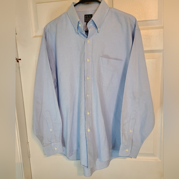 (1155) Jos. A. Banks Men's Classic Long Sleeve Dress Shirt,  Size: M Color: Blue - Picture 3 of 10